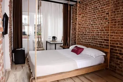 Image de Cozy 1-bedroom bed & breakfast in fabulous Beyoglu with Ac