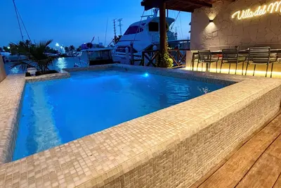 Image de Villa in the Yacht Club with heated swimming pool