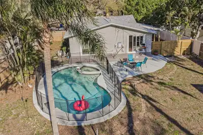 Image de Cozy 3br Clearwater Home w/ Private Pool & Backyard Oasis