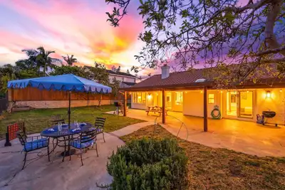 Image de Cozy Homes in Robinwood - Corporate & Insurance Ready