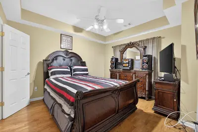 Image de Spacious 3-bedroom townhome minutes from the Augusta National