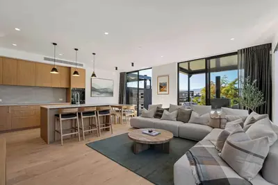 Alpine Luxury Northlake