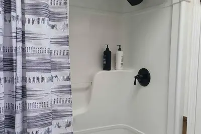 Image de 3br Fort Erie Home Near Niagara F