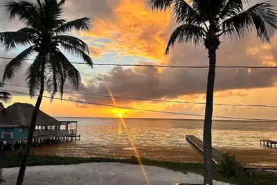 Image de Heart of San Pedro, Stunning 8 bedroom House With Ocean View