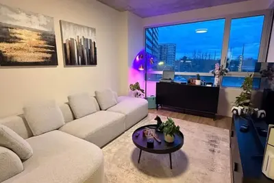 Image de Stylish Montreal Stay 3 Minutes to Metro, Easy Downtown Access