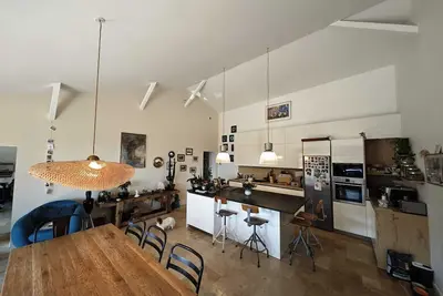Image de Maison Côte Roannaise 9 personnes - 4 chambres Animaux de compagnie acceptés!