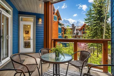 Image de *New* Luxury Retreat w/ Heated Pool, 2 Hot Tubs, Fireplace + Sleeps 8