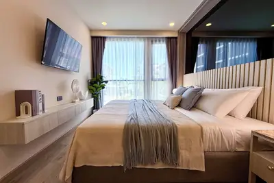 Image de Bangtao Laguna Apartment 42 sq. m in picturesque Phuket.