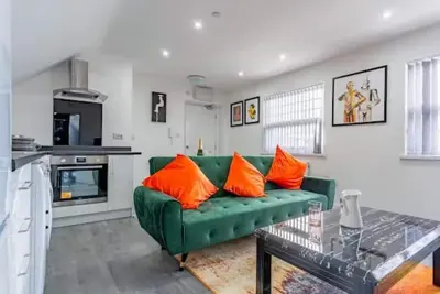 Image de Modern Apartment Near City & Transport Links