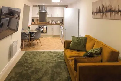 Image de Stylish City Centre Penthouse w/ Free Parking
