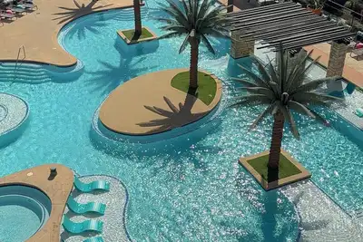 Image de Luxe by Noir — Oasis with Resort Pool & Work Haven