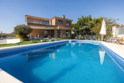 Image de Blue Oasis Retreat by Fidalsa