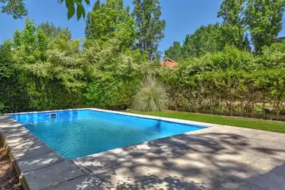 Image de Mot Rentals + Chacras de Coria - 4 Bd Pool & Garden