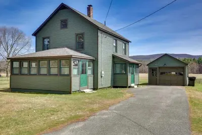 Image de Mountain Views + Stylish Berkshires Retreat