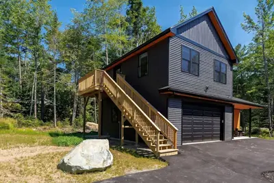 1 Br Peaceful Loft in Ellsworth! [Sable Loft]