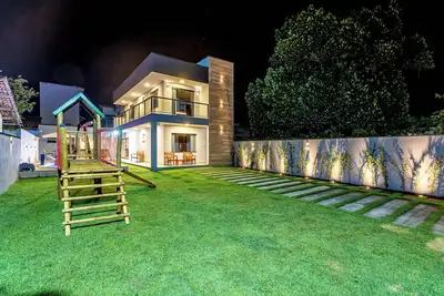 Image de House with 4 suites, pool and barbecue area near beaches and waterfalls.