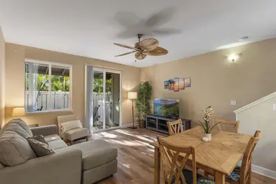 Image de Ko Olina Townhome - Garage, W/D, Amenities