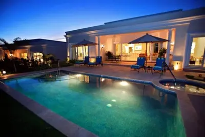 Image de Emerald Estates Luxury Villa – Private Pool, carport, & Spa Oasis in Mazatlán!