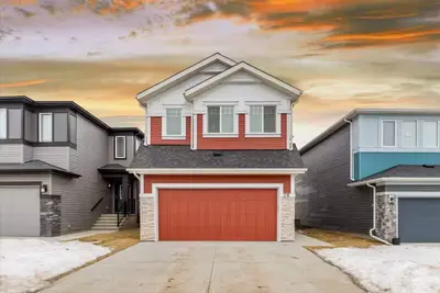 Image de 5br Home- Near Yyc and Banff 1hr with Garage and KingBed