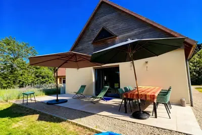 Maison dans un parc de vacances avec piscine