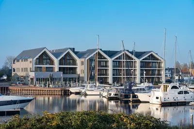 Image de Appartement de luxe au port de plaisance