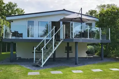 Image de Villa avec vue sur le Veerse Meer.