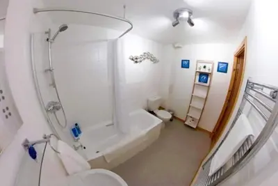 Image de Inverness City Centre Apartment With elevator