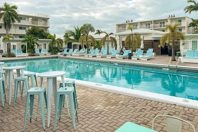 Image de Cozy condo with shared pool, tennis court, ping pong table, W/D, central Ac