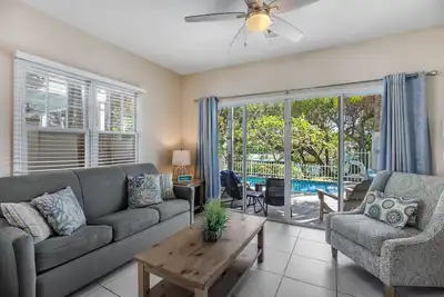 Image de Duck Key waterfront villa with private pool, kayak, Sup