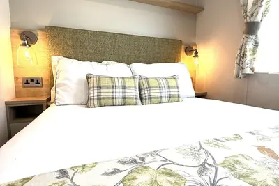 Image de Roulotte-Prestige-Salle de bain privée-Vue sur Parc-Cedar Retreat