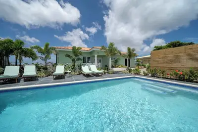 Image de The View | The Ambassador