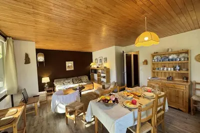 Image de À 50m des pistes de ski, 3ème étage, balcon, casier à ski, 60m², Vars