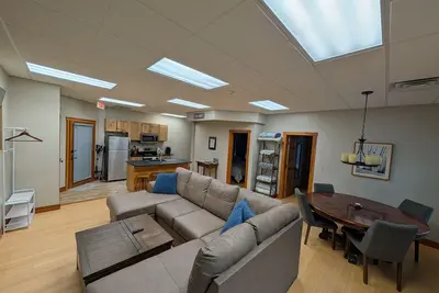 Image de 2-Bedroom Condo in Gilford, Nh come and stay at Winni Peaks and Piers Escape
