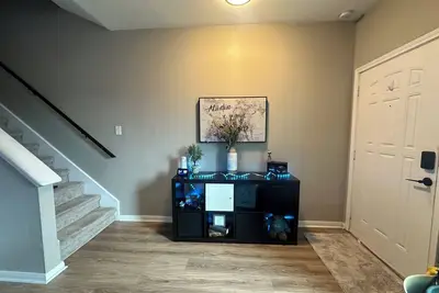Image de 2-bedroom townhome walking distance to Nrg/Fifa World Cup w/ garage.