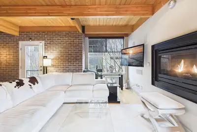 Image de Upscale Modern & Cozy Seattle Retreat