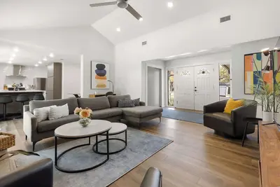 Image de Oak Tree Retreat - Quiet Stay Near Domain & Q2