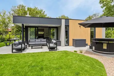 Image de Maison de bien-être avec sauna au bord de la mer