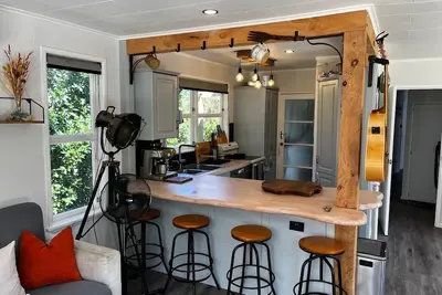 Image de Peaceful Coastal Retreat - Perfect for the family & pet friendly!