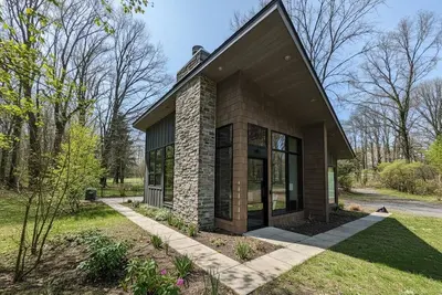 Image de Modern New Wooded Retreat, Fireplace, Harbor Country, Close to Cherry Beach