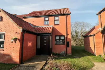 Image de Cha Cha'S Cottage, family friendly, with pool in Whitby