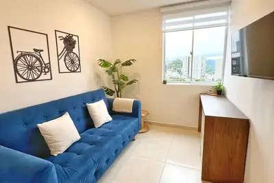 Image de Penthouse w/ Amazing Views | 3Br/2b | 600Mbps