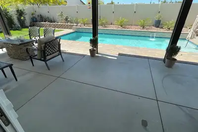 Image de Fabulous 6-bedroom townhome with Ac in sunny Indio