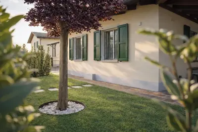 Image de Detached villa with private garden within a Residence