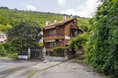 Image de Charming Italian Villa with Sea Views, Private Garden & Free Parking