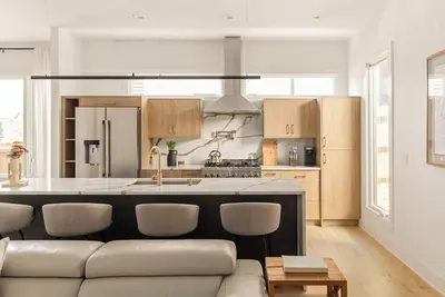 Image de The Boulevard Estate • Rooftop+Outdoor Kitchen • 5br 10 mins from Mercedes Benz