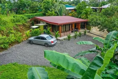 Image de New! Oasis on the River - Cabin-Large Jacuzzi or small pool, Air Conditioning