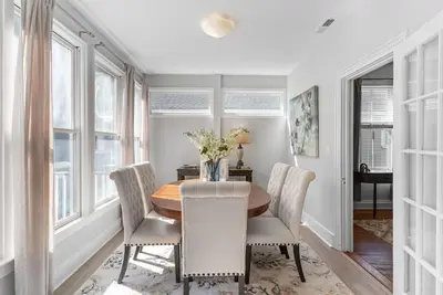 Image de Historic 3br Suite with Free Parking, Walk to Riverwalk