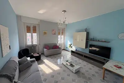 Image de House in the center