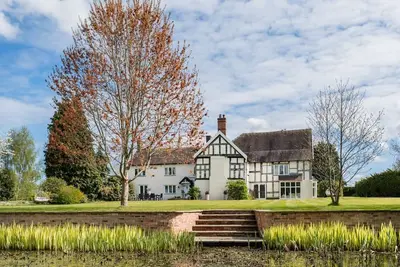 Hall O'Coole, Wrenbury