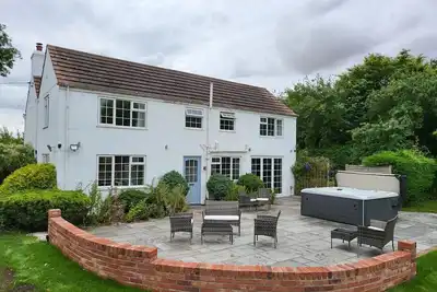Image de Holly Cottage, Wickenby. 5-bed